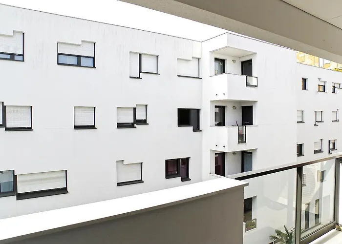 Belfort - Localisation Exceptionnelle 2 Avec Ascenseur Et Parking Μπορντό